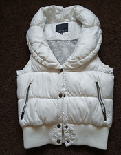 weiße Weste mit Schalkragen + Druckköpfen Outdor / Steppweste / Gr. 36 von AMISU