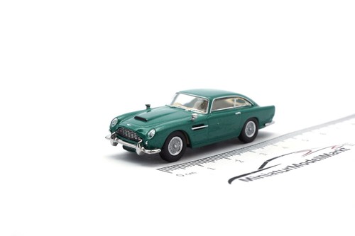 Aston martin db5 - martin, grün