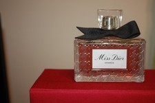Miss Dior ESSENCE de PARFUM 80