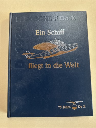Ein schiff fliegt - schiff, welt