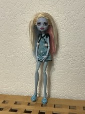 Monster High Abbey Bominable Doll Dead Tired 2010