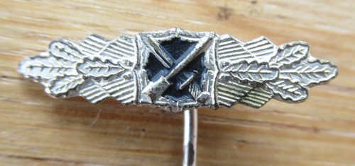 Alte anstecknadel abzeichen - anstecknadel,