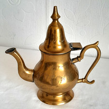 Teekanne Massiv Messing mit