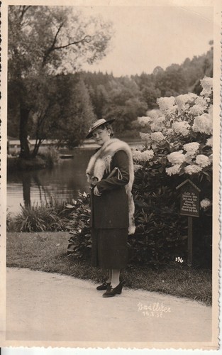 Foto elegante frau - ak, im