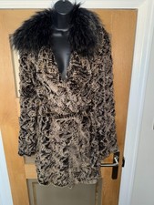 K-YEN BRAUNE JACKE MIT KAPUZE