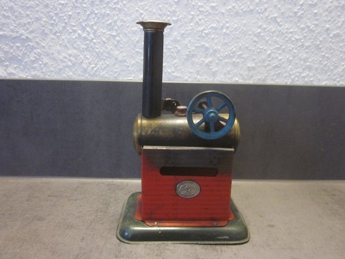 Antike dampfmaschine - c.),