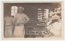 Bäckerei  Bäcker am Brot