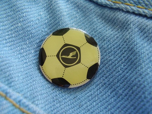 Pin lufthansa airline - pin,