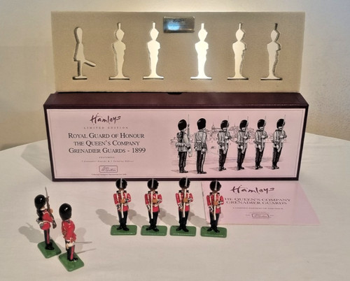 Hamleys toy royal - guard, of