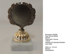 1 Pokal verschiedene