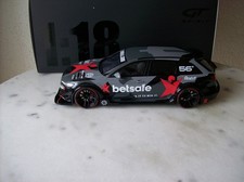 Audi RS6 Avant DTM mit Dachbox