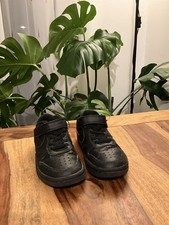 Nike Court Borough Low 2 Kinder Sneaker – Schwarz – Größe 28 (BQ5451-001)