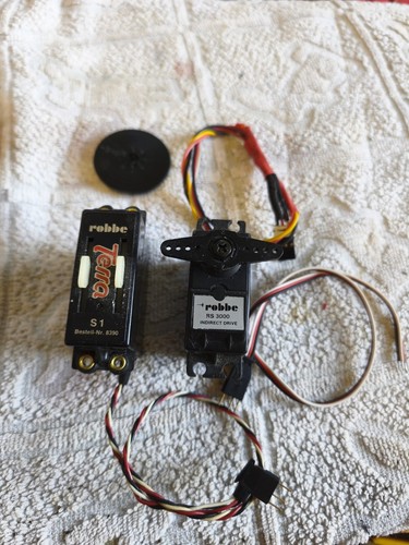 Robbe ic servo - x,