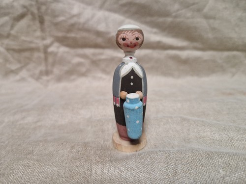 Alte schöne holzfigur für - alte,