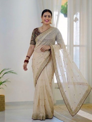 über weiß organza saree - Über,