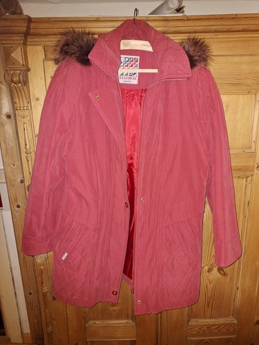 Tolle rote sympatex jacke - tolle,