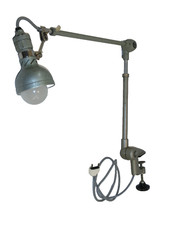 Alte Bauhaus Werkstattlampe