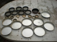 ein Konvolut Pfannenformen '10