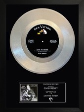 ELVIS PRESLEY - LOVE ME