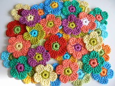 10 Applikationen Häkelblumen