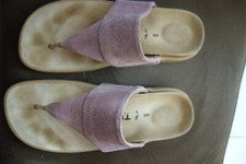 Zehensteg Sandalen von Tatami