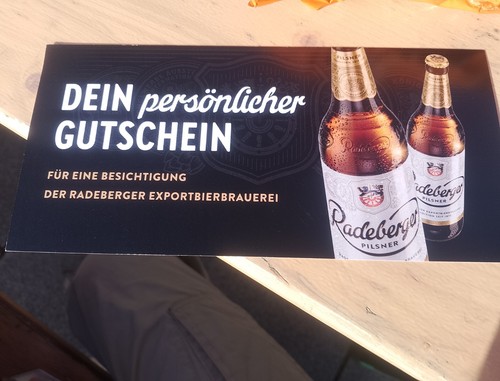 Radeberger biermützen und - 2,