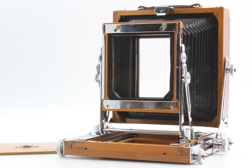Fast neuwertig hasemi field - [fast,