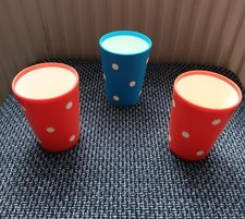 3 DDR Becher Trinkbecher Punkte Plastik Ostalgie Kult  Camping Punktebecher