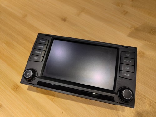 Seat leon infotainment display - infotainment,