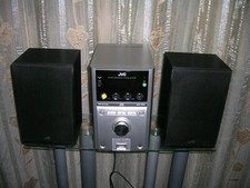 Mini-Kompaktanlage JVC UX-G 303, 20 Watt, 4-16 Ohm, einwandfrei.