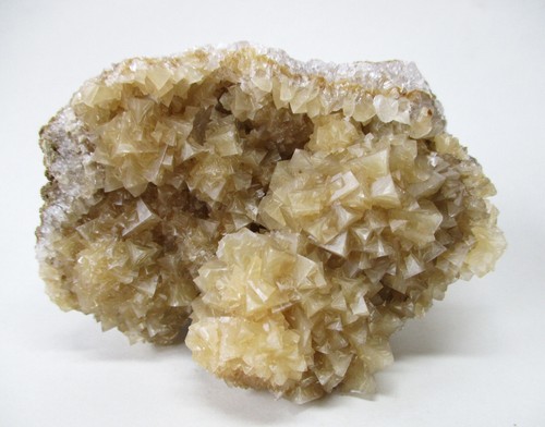 Calcit stbr - +++, --
