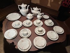 Gebrüder Winterling Röslau – Antikes Kaffeeservice mit Rosendekor & Goldrand