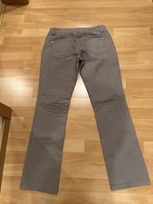 Schicke, gestreifte Damenhose