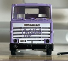 Albedo Scania 111 Szm " Milka " in der OVP Vitrinenmodell