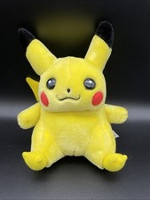 Pokemon Pikachu Hasbro Plüschtier Stofftier Kuscheltier 20 cm Vintage 1999 90er
