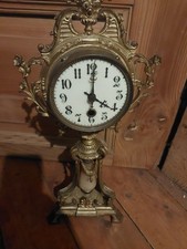 ANTIK FEUERVERGOLDETE OPTIK KAMINUHR 