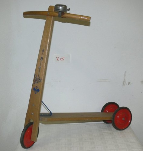 Holzroller-Kinderroller