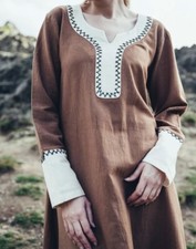 Wikingerkleid Sand
