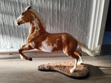Breyer Pferd Modellpferd