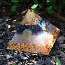 Orgonit Pyramide Groß EMF