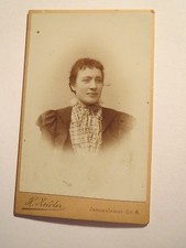 Berlin - Frau - Portrait / CDV