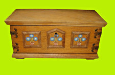 Holz- und Kupfer-Schatulle mit Handbemalung, Ende 19. – Anfang 20. Jh.