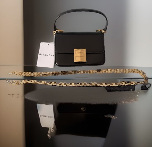 Givenchy small chain bag - chain,