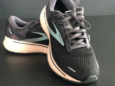 Brooks Gr. 39 Laufschuhe neuwertig grau