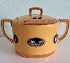 Wunderschöne alte Deckeldose