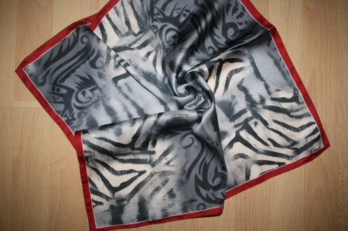 Kleines tuch nickituch satin - ,