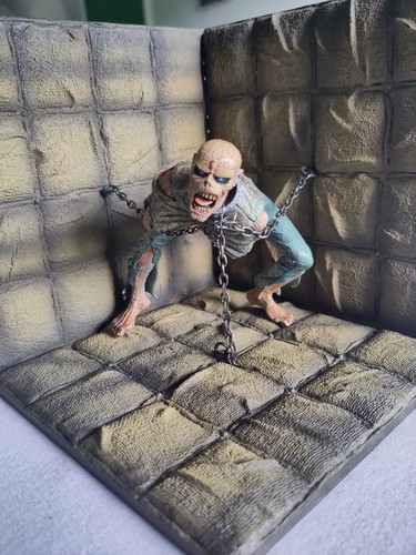 Iron maiden piece - -,