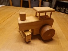 Straßenwalze aus Holz