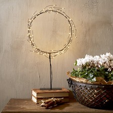 LED Kranz Draht stehend