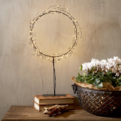 Led kranz draht - kranz, stehend